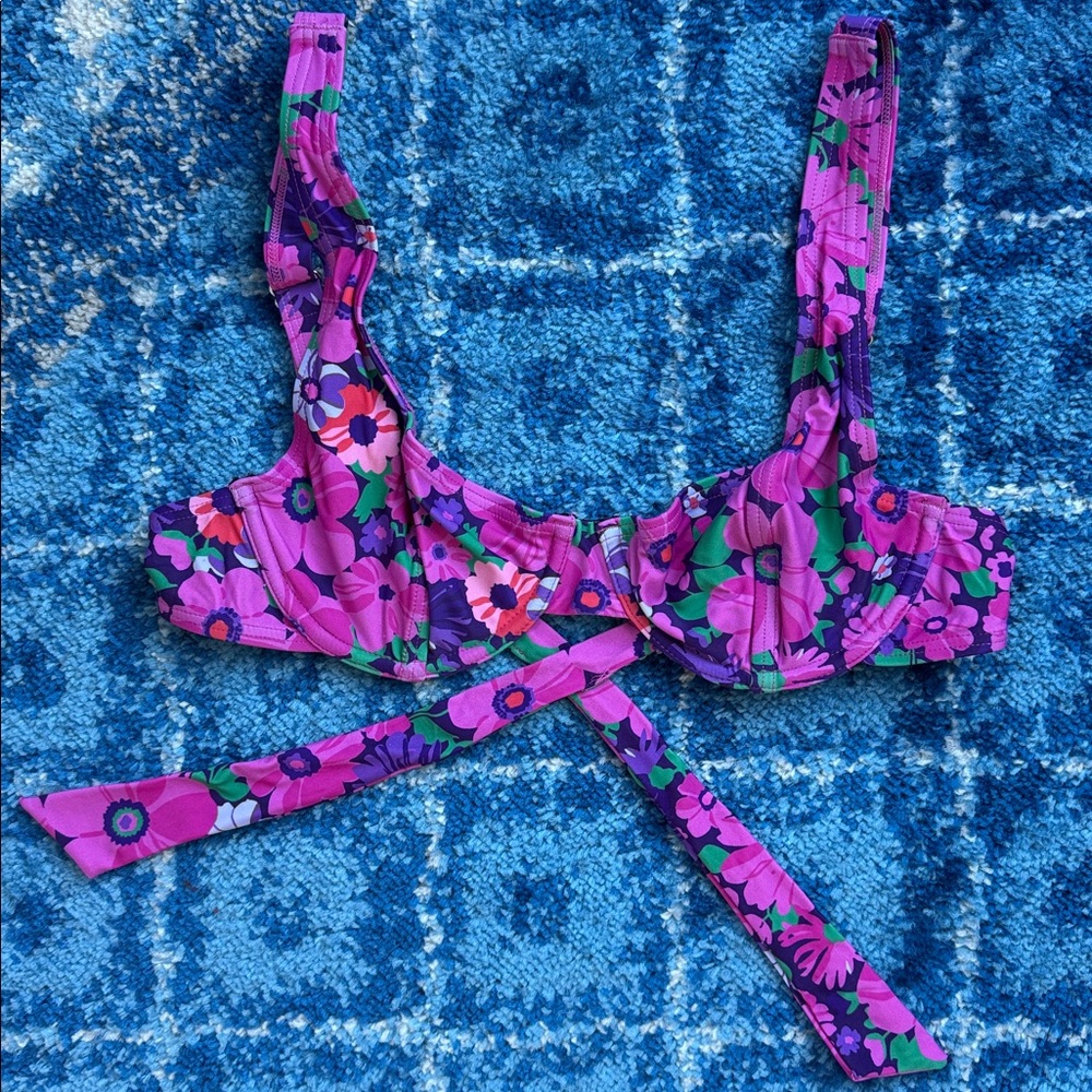 SNRKLBR Magenta Bloom Bikini - Picture 4 of 11